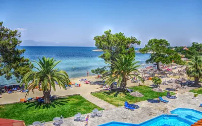 RACHONI BAY RESORT Pools & Beach
