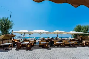 RALITSA HOTEL Restaurants