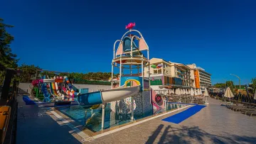 RAMADA HOTEL - SUITES BY WYNDHAM KUSADASI Pools & Beach
