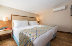 RAMADA PLAZA Rooms