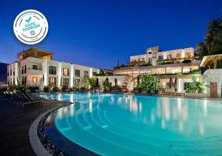 RAMADA RESORT BY WYNDHAM BODRUM Pools & Beach