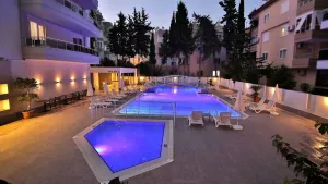 RAMIRA JOY Pools & Beach