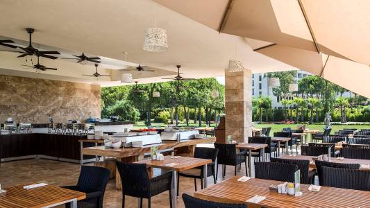 REGNUM CARYA Restaurants