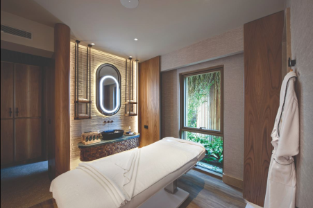 REGNUM THE CROWN Spa