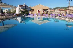 REIS MARIS HOTEL Pools & Beach
