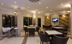 REMI HOTEL Lobby