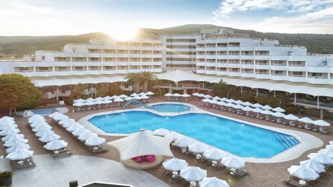 RICHMOND EPHESUS RESORT Pools & Beach