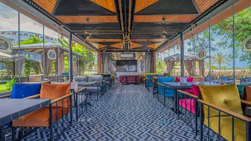RIOS BEACH HOTEL Restaurants