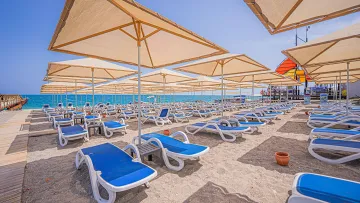 RIOS BEACH HOTEL Pools & Beach