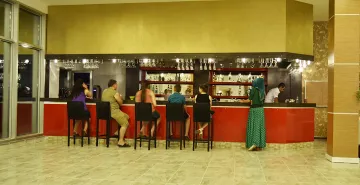 RIOS LATTE BEACH HOTEL Bars