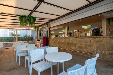 RIVA HOTEL Bars