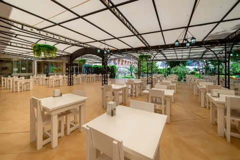 RIVA HOTEL Restaurants