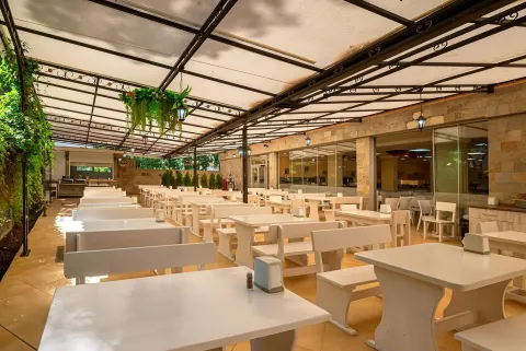 RIVA PARK HOTEL Restaurants