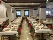 RIVIERA HOTEL Restaurants