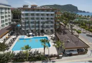RIVIERA HOTEL