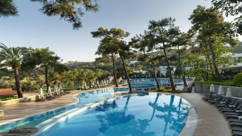 RIXOS PREMIUM BODRUM Pools & Beach