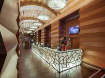 RIXOS SUNGATE Lobby