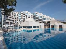 RIXOS SUNGATE Pools & Beach