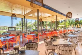 ROSE GARDEN PREMIUM HOTEL Restaurants