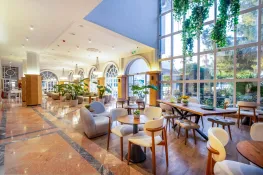 ROSE GARDEN PREMIUM HOTEL Lobby
