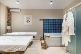 ROSE GARDEN PREMIUM HOTEL Spa
