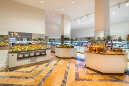 ROSE GARDEN PREMIUM HOTEL Restaurants