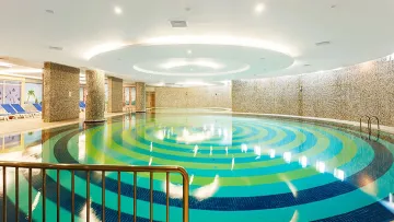 ROX RESORT HOTEL Pools & Beach