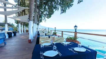 ROX RESORT HOTEL Restaurants