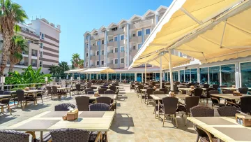ROX RESORT HOTEL Restaurants