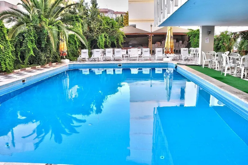ROXX ROYAL HOTEL Pools & Beach
