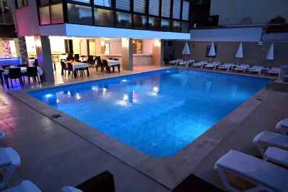 ROXX ROYAL HOTEL Pools & Beach
