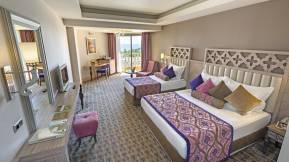 ROYAL ALHAMBRA PALACE Rooms
