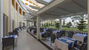 ROYAL ALHAMBRA PALACE Restaurants
