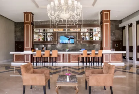 ROYAL ATLANTIS SPA-RESORT Bars
