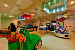 ROYAL GARDEN BEACH HOTEL Activities