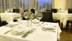 ROYAL PARADISE BEACH RESORT AND SPA Restaurants