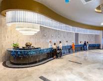 ROYAL SEGINUS Lobby