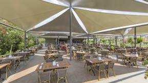 ROYAL SEGINUS Restaurants