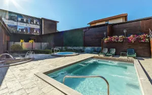 ROYAL SPA HOTEL Pools & Beach