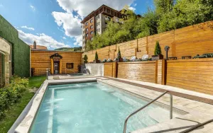ROYAL SPA HOTEL Pools & Beach