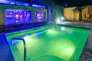 ROYAL SPA HOTEL Pools & Beach