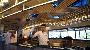 ROYAL WINGS HOTEL Bars