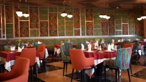 ROYAL WINGS HOTEL Restaurants