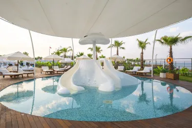 RUBI PLATINUM SIGN Pools & Beach