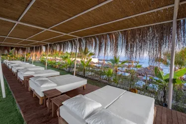 RUBI PLATINUM SIGN Pools & Beach