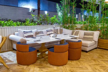 RUBI PLATINUM SIGN Restaurants