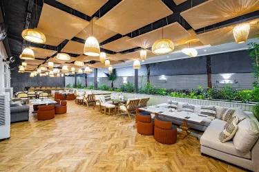 RUBI PLATINUM SIGN Restaurants