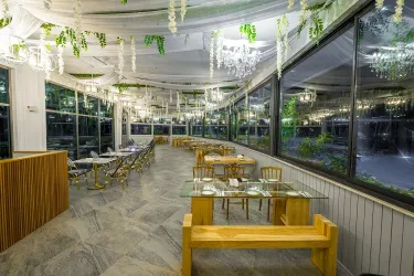 RUBI PLATINUM SIGN Restaurants