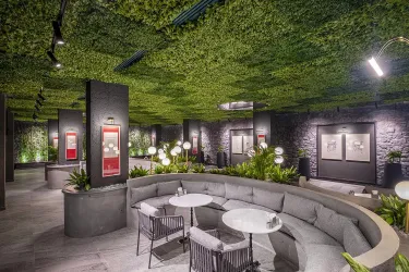 RUBI PLATINUM SIGN Restaurants