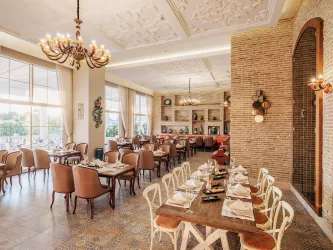 RUBI PLATINIUM SPA RESORT-SUITES Restaurants